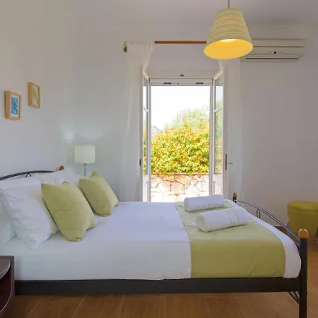 The Bay House Vila Ithaka